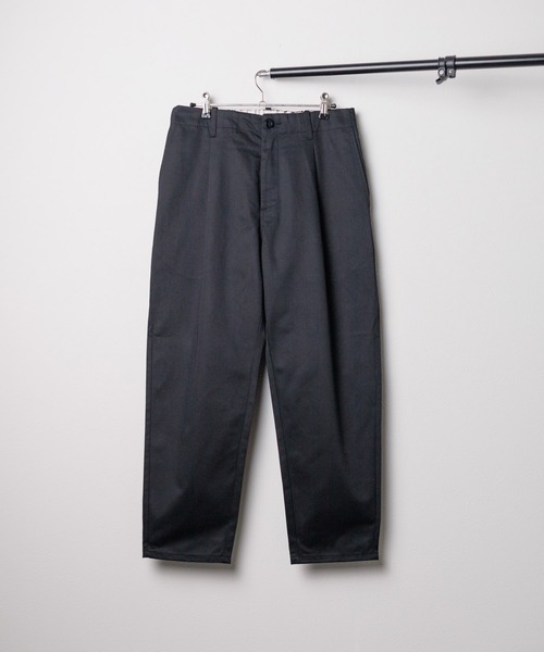 UNIVERSAL OVERALL(ユニバーサルオーバーオール)の「★UNIVERSAL OVERALL★T/C TUCK TAPERED(チノパンツ・メンズ・モカ/アイボリー/ブラック/ベージュ/ブラウン・28inch/30inch/32inch/34inch/36inch/30 inch)」の14枚目の写真