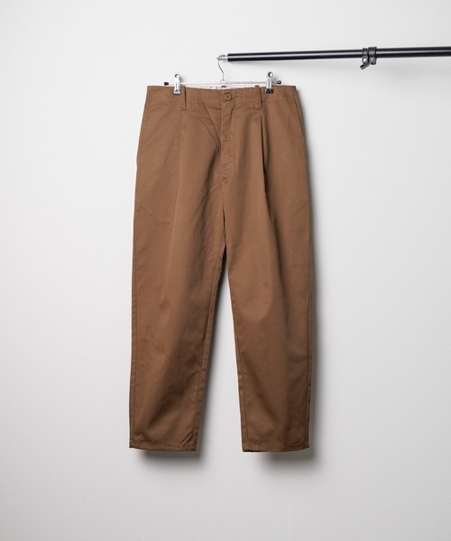 UNIVERSAL OVERALL(ユニバーサルオーバーオール)の「★UNIVERSAL OVERALL★T/C TUCK TAPERED(チノパンツ・メンズ・モカ/アイボリー/ブラック/ベージュ/ブラウン・28inch/30inch/32inch/34inch/36inch/30 inch)」の15枚目の写真