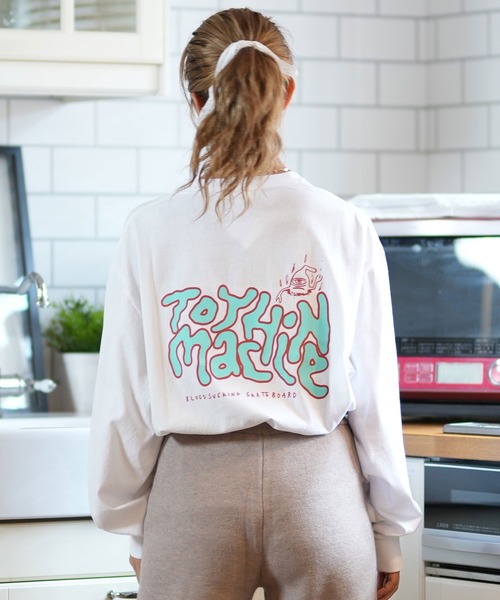 TOY　MACHINE（トイ　マシーン）の「【ムラサキスポーツ限定】TOY MACHINE/トイマシーン ロンT バックプリント MTMFELT14（Tシャツ/カットソー・レディース・ブラック/カーキ/ホワイト・M/L）」の7枚目の写真