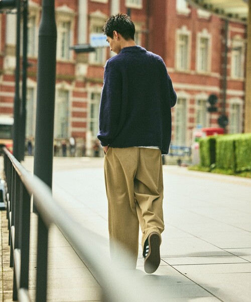 FREAK'S STORE（フリークスストア）の「限定展開 リラックスフィット クルーネック シャギーニット（ニット/セーター・メンズ・チャコールグレー/ブラック/ネイビー/ブラウン/レッド/オリーブ/サックスブルー・SMALL/MEDIUM/LARGE）」の22枚目の写真