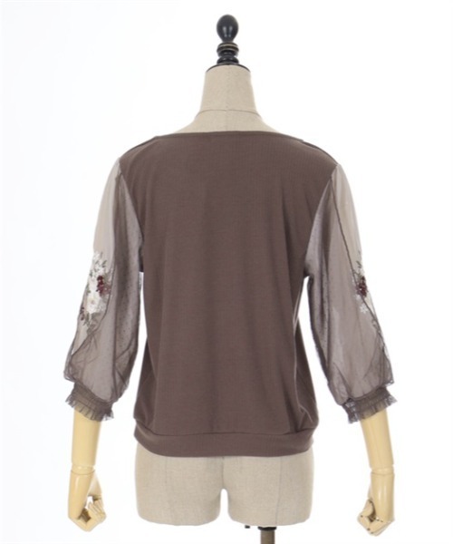 axes femme（アクシーズファム）の「フラワーブーケ刺繍プルオーバー（Tシャツ/カットソー・レディース・ブルー/キナリ/ブラウン・FREE）」の15枚目の写真