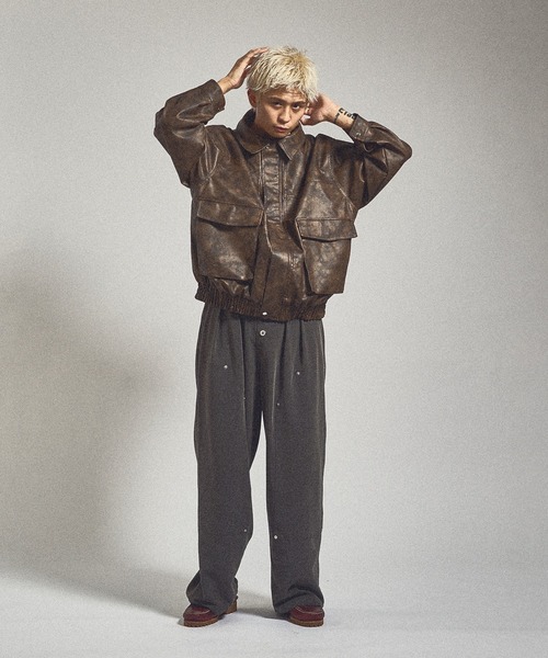 kutir(クティール)の「VINTAGE LIKE ARTIFICIAL GRAIN BLOUSON/ヴィンテージライク合成皮革ブルゾン(ブルゾン・メンズ・ブラウン/グレー/ブラック・MEDIUM/LARGE)」の12枚目の写真