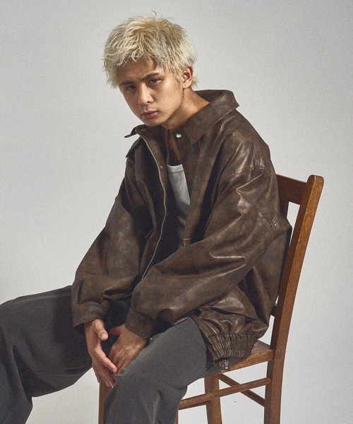 kutir(クティール)の「VINTAGE LIKE ARTIFICIAL GRAIN BLOUSON/ヴィンテージライク合成皮革ブルゾン(ブルゾン・メンズ・ブラウン/グレー/ブラック・MEDIUM/LARGE)」の20枚目の写真