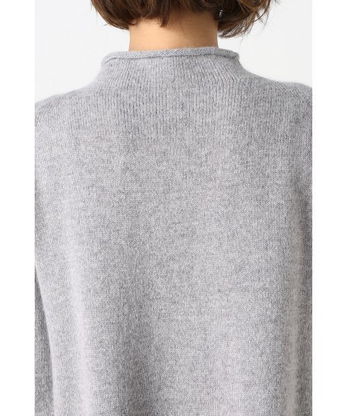 La TOTALITE（ラトータリテ）の「カシミヤコン テントラインプルオーバー◆（ニット/セーター・レディース・グレー/ブラック/ブラウン・FREE）」の20枚目の写真