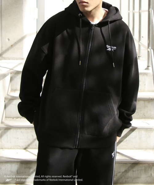 Reebok（リーボック）の「【REEBOK】 【別注】 左胸 ワンポイント ロゴ 刺繍 長袖 裏起毛 ジップパーカー（パーカー・レディース・オートミール/ネイビー/ブラック・MEDIUM/LARGE）」の20枚目の写真