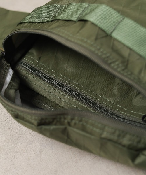 MAKAVELIC(マキャベリック)の「【MAKAVELIC】RICO SEPARATE WAIST POUCH BAG(ボディバッグ/ウエストポーチ・メンズ・ブラック/グリーン・FREE)」の14枚目の写真