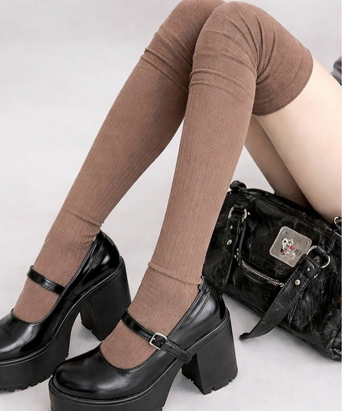 NOLITA LABORATORY（ノリータラボラトリー）の「【 NOLITA / ノリータ 】くしゅくしゅ オーバーニーハイ ソックス 靴下（ソックス/靴下・レディース・ブラック/グレー/ホワイト/ブラウン/アイボリー/ライトグレー/ベージュ・FREE）」の7枚目の写真