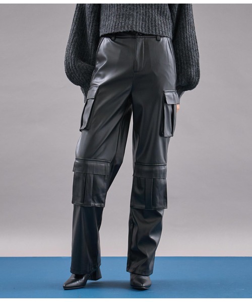Settimissimo（セッティミッシモ）の「ITALY フェイクレザー カーゴパンツ（カーゴパンツ・レディース・ブラック・S）」の7枚目の写真
