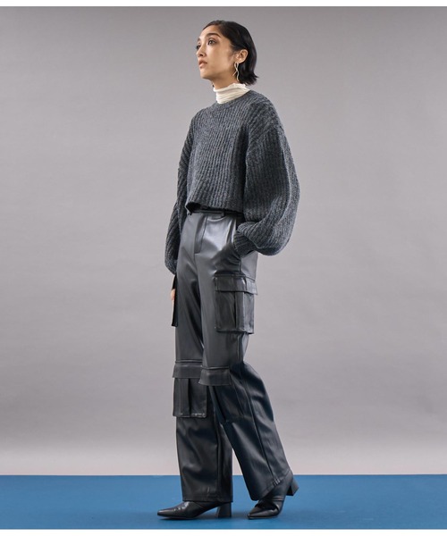 Settimissimo（セッティミッシモ）の「ITALY フェイクレザー カーゴパンツ（カーゴパンツ・レディース・ブラック・S）」の4枚目の写真