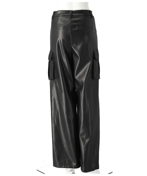 Settimissimo（セッティミッシモ）の「ITALY フェイクレザー カーゴパンツ（カーゴパンツ・レディース・ブラック・S）」の13枚目の写真