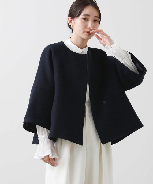 Gready Brilliant(グレディブリリアン)の「二十織ビーバーケープ(その他アウター・レディース・オフホワイト/ネイビー・38)」の18枚目の写真