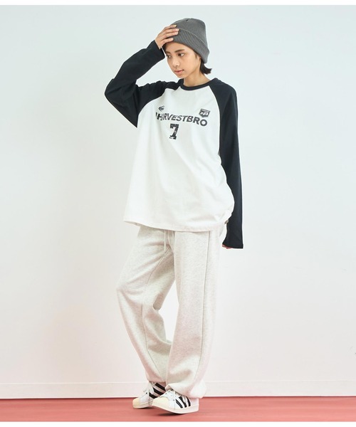 ANAP（アナップ）の「カレッジロゴラグラントップス（Tシャツ/カットソー・レディース・ネイビー/ブラック/カーキ・FREE）」の5枚目の写真