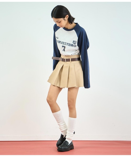 ANAP（アナップ）の「カレッジロゴラグラントップス（Tシャツ/カットソー・レディース・ネイビー/ブラック/カーキ・FREE）」の17枚目の写真