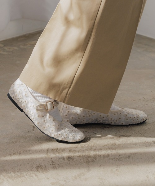 niko and...（ニコアンド）の「オリジナルアソートベルトパンプス（パンプス・レディース・ブラック/その他1/ブルー/グレー/アイボリー/ブラウン/シルバー系・SMALL/LARGE/MEDIUM）」の9枚目の写真