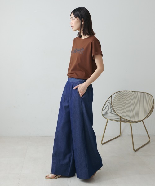 Bou Jeloud(ブージュルード)の「ライトデニムフレアパンツ(デニムパンツ・レディース・ブルー/インディゴブルー・38)」の9枚目の写真