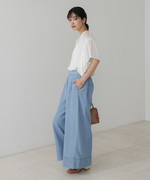 Bou Jeloud(ブージュルード)の「ライトデニムフレアパンツ(デニムパンツ・レディース・ブルー/インディゴブルー・38)」の19枚目の写真