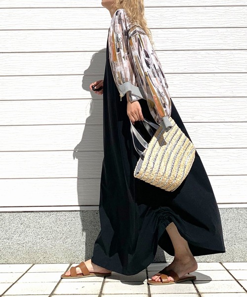 Q（キュー）の「接触冷感　ギャザーワンピース（ワンピース・レディース・ブラック/レモンイエロー・MEDIUM）」の17枚目の写真