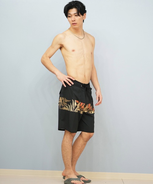 QUIKSILVERクイックシルバー　ボードショーツ　五十嵐カノア着用 QUIKSILVER/クイックシルバー ボードショーツ/水着/サーフパンツ