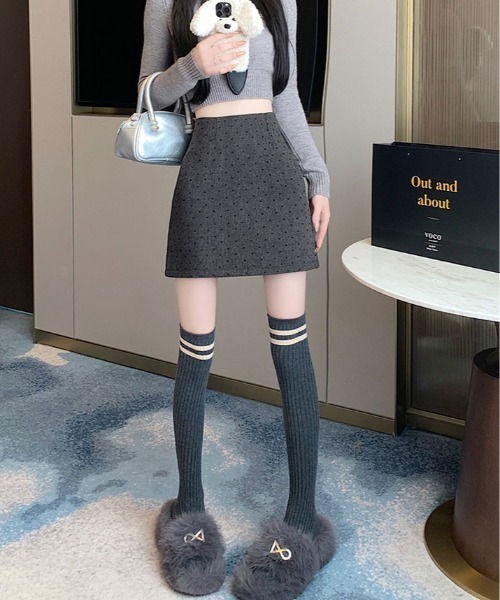 kirakiraShop(キラキラショップ)の「ハート ドット柄 ミニスカート(スカート・レディース・ブラック/グレー・S/M/L)」の8枚目の写真