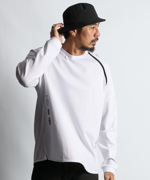 The DUFFER of ST.GEORGE（ザダファーオブセントジョージ）の「〔BLACK LABEL〕SORONA PONTE 3-EMBLEM L/SL TEE：ポンチ素材 スリーエンブレム ロンT（Tシャツ/カットソー・メンズ・ホワイト/ブラック・SMALL/MEDIUM/LARGE/X-LARGE）」の2枚目の写真