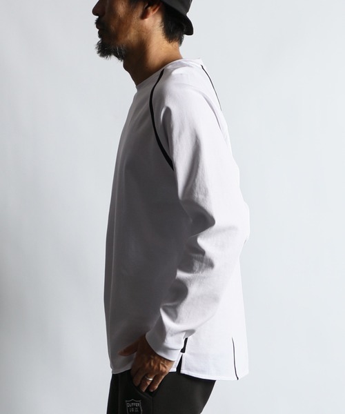 The DUFFER of ST.GEORGE（ザダファーオブセントジョージ）の「〔BLACK LABEL〕SORONA PONTE 3-EMBLEM L/SL TEE：ポンチ素材 スリーエンブレム ロンT（Tシャツ/カットソー・メンズ・ホワイト/ブラック・SMALL/MEDIUM/LARGE/X-LARGE）」の7枚目の写真
