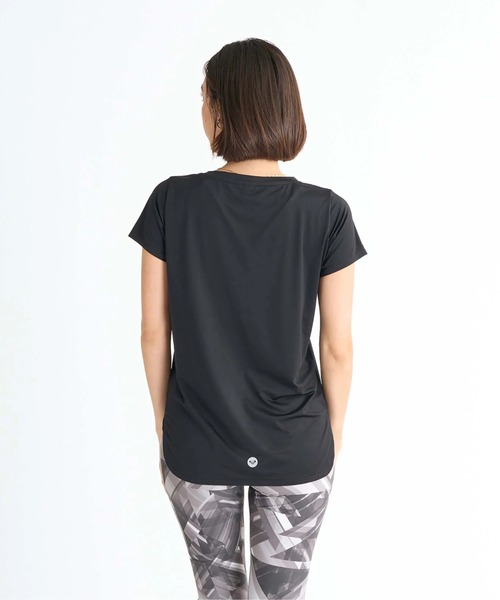 ROXY(ロキシー)の「FROM THE INSIDE TEE /ロキシー水陸両用フロントプリント半袖シャツ(Tシャツ/カットソー・レディース・ブラック/ピンク/カーキ・SMALL/MEDIUM/LARGE)」の14枚目の写真