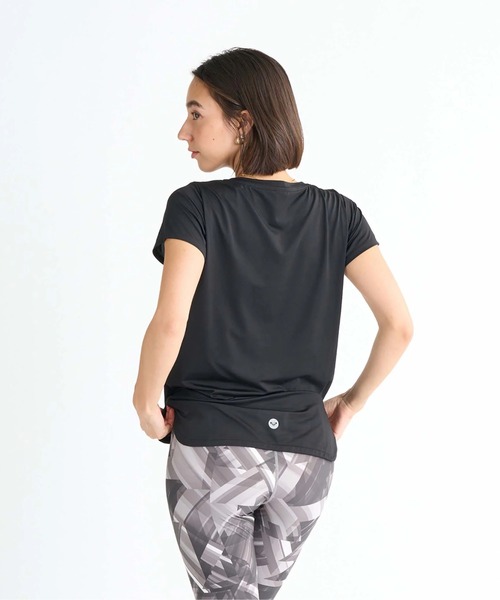 ROXY(ロキシー)の「FROM THE INSIDE TEE /ロキシー水陸両用フロントプリント半袖シャツ(Tシャツ/カットソー・レディース・ブラック/ピンク/カーキ・SMALL/MEDIUM/LARGE)」の7枚目の写真