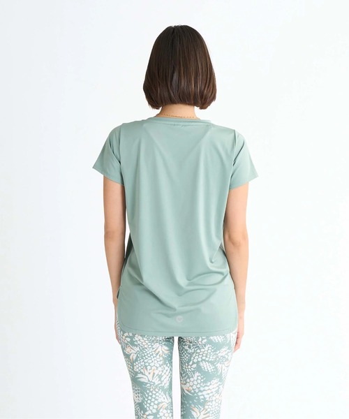 ROXY(ロキシー)の「FROM THE INSIDE TEE /ロキシー水陸両用フロントプリント半袖シャツ(Tシャツ/カットソー・レディース・ブラック/ピンク/カーキ・SMALL/MEDIUM/LARGE)」の9枚目の写真