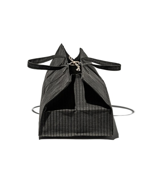 PUEBCO（プエブコ）の「WAXED CANVAS LARGE BAG（トートバッグ・メンズ・グレー/ブラウン・ONE SIZE）」の8枚目の写真
