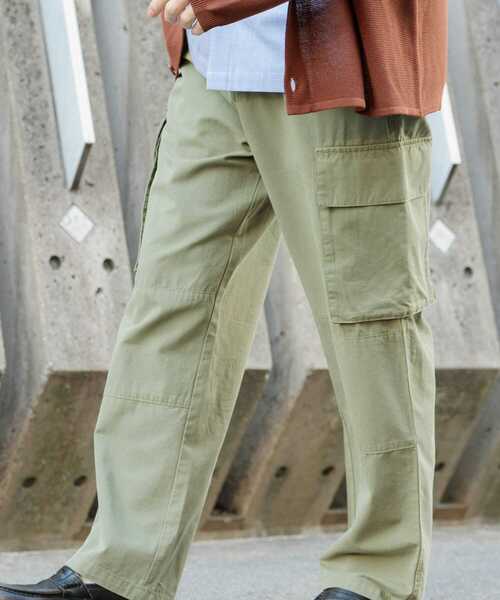 ITEMS URBANRESEARCH（アイテムズ アーバンリサーチ）の「EURO ARMY ツイル フィールドパンツ（その他パンツ・メンズ・カーキ/ブラック/アイボリー・MEDIUM/LARGE）」の19枚目の写真