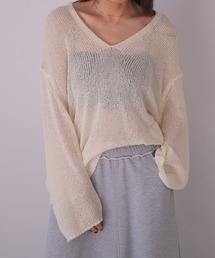 AKTE（アクテ）の「ディープVネックリラックスニットプルオーバー（ニット/セーター）」