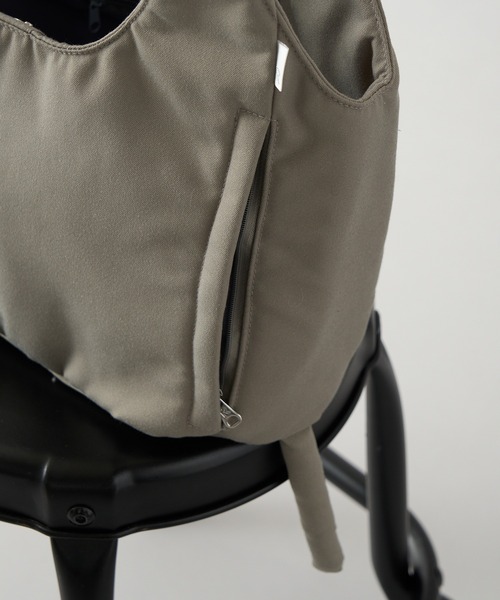 ROOTOTE(ルートート)の「【ROOTOTE】トートバッグ EU.RND.BulaBulaneco-A ※(トートバッグ・レディース・ブラック/グレー/キャメル・FREE)」の16枚目の写真