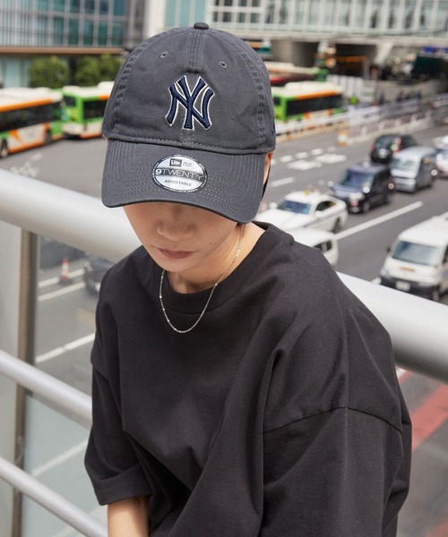 日本未発売NEW ERA9TWENTYMLBCORECLASSIC ダークグレー NEW ERA / ニューエラ 9TWENTY MLB CORE CLASSIC 2 0 / ロゴ刺繍