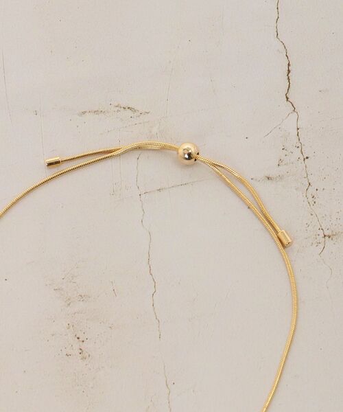 le.coeur blanc（ルクールブラン）の「ハーフチェーンスライドネックレス（ネックレス・レディース・ゴールド・FREE）」の7枚目の写真
