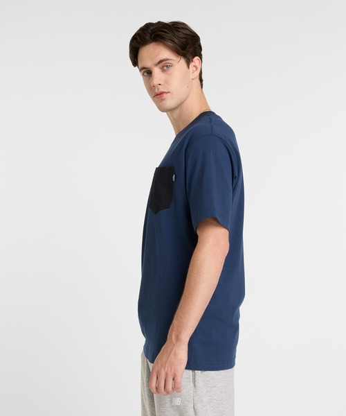 NEW BALANCE(ニューバランス)の「Athletics ポケットショートスリーブTシャツ(Tシャツ/カットソー・メンズ・ネイビー/ブラック・SMALL/XX-LARGE/X-LARGE/LARGE/MEDIUM)」の8枚目の写真