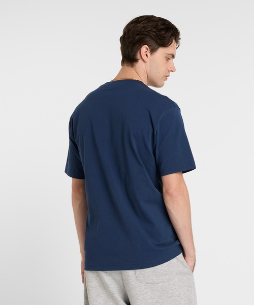 NEW BALANCE(ニューバランス)の「Athletics ポケットショートスリーブTシャツ(Tシャツ/カットソー・メンズ・ネイビー/ブラック・SMALL/XX-LARGE/X-LARGE/LARGE/MEDIUM)」の9枚目の写真
