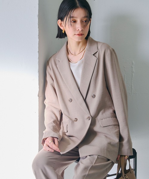 CROSS FUNCTION（クロスファンクション）の「《シワになりにくい》サマナチュラ リネンライクテーラードジャケット【CF/クロスファンクション】（テーラードジャケット・レディース・ライトベージュ/チャコールグレー/モカ・LL/L/M）」の2枚目の写真