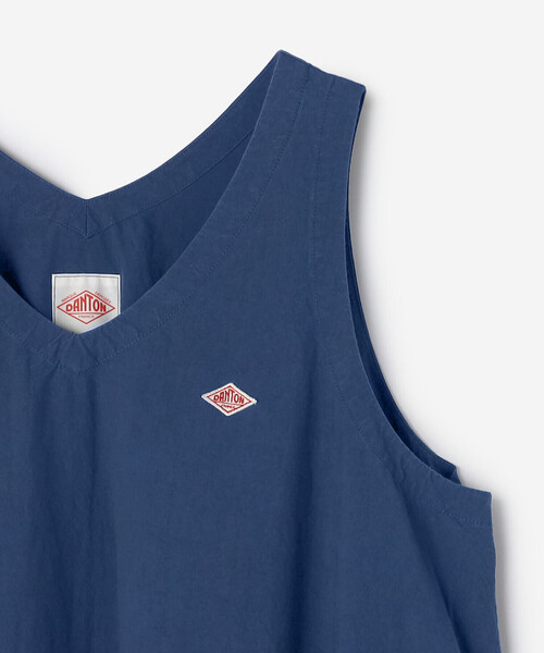 DANTON（ダントン）の「DANTON | コットン Vネックワンピース WOMEN（ワンピース・レディース・チャコール/ブルー・36）」の8枚目の写真