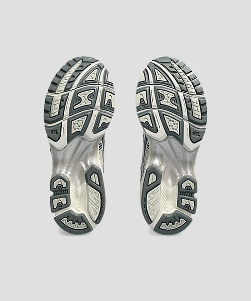 ASICS（アシックス）の「GEL-KAYANO 14（スニーカー・メンズ・ブラック/ホワイト・28/26/29/27）」の11枚目の写真