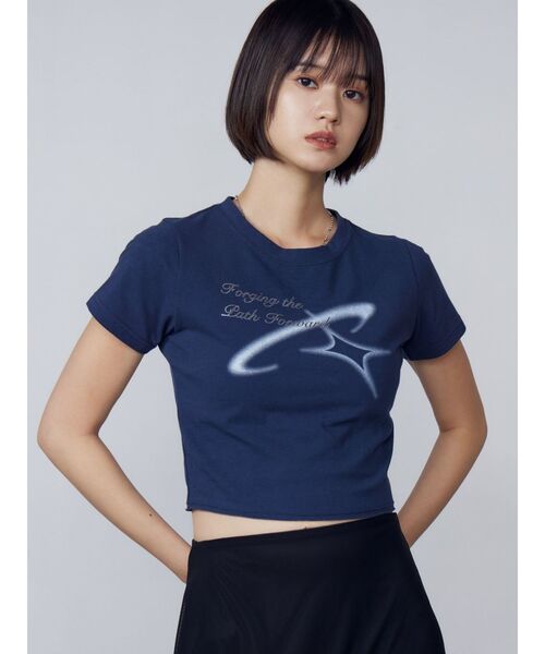 人気のクリスマスアイテムがいっぱい！ セール】スプレーアートTシャツ（Tシャツ/カットソー）｜EMODA トップス