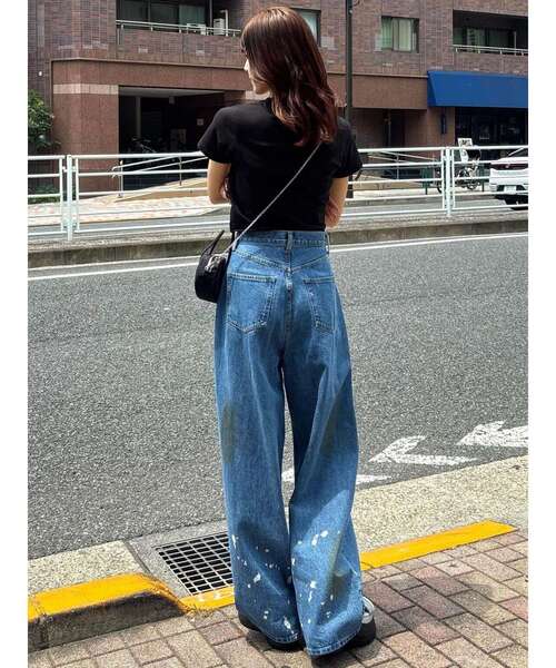 EMODA（エモダ）の「スプレーアートTシャツ（Tシャツ/カットソー・レディース・ブラック/ホワイト/ネイビー・FREE）」の5枚目の写真