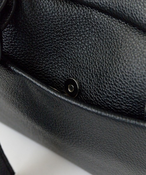 Chick(チック)の「Mini Boston Bag / ミニボストンバッグ(ハンドバッグ・レディース・ブラック/ブラウン/ホワイト/ブルー/イエロー・FREE)」の18枚目の写真