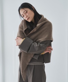 カシミヤ混ホールガーメントトライアングルストール