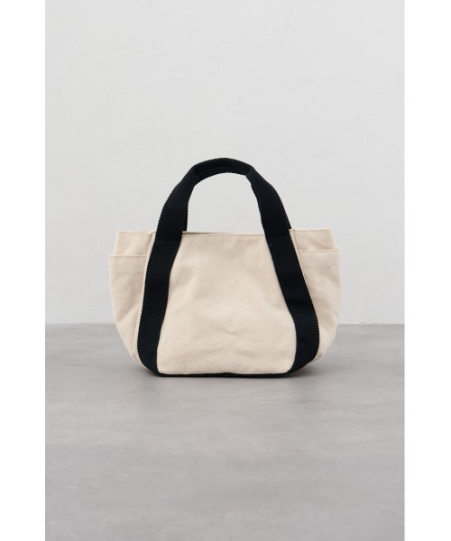 AZUL by moussy(アズールバイマウジー)の「キャンバスロゴミニトート(トートバッグ・メンズ・ブラック/アイボリー/グレー・FREE)」の6枚目の写真