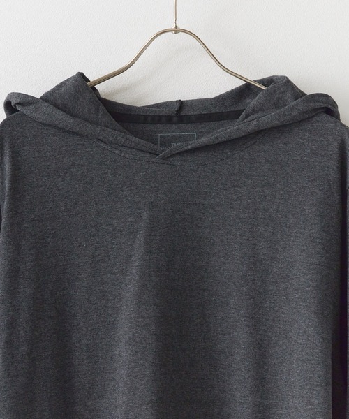 THE NORTH FACE(ザノースフェイス)の「THE NORTH FACE/ザ・ノースフェイス ワンポイントロゴ フード付き プルオーバーロングスリーブTシャツ 秋服 冬服(パーカー・レディース・グレー/ブルー/スミクロ・M/L/XL/S)」の9枚目の写真