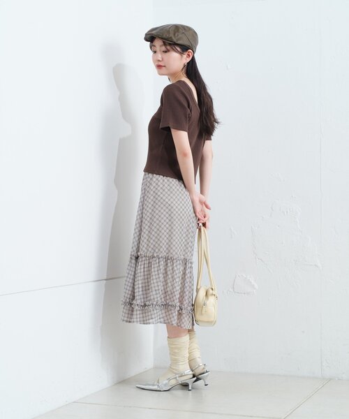 Kastane（カスタネ）の「【新色追加】ニットタグリブTEE（Tシャツ/カットソー・レディース・アイボリー/ブラック/ブルー系その他/イエロー/ネイビー/ブラウン・FREE）」の12枚目の写真