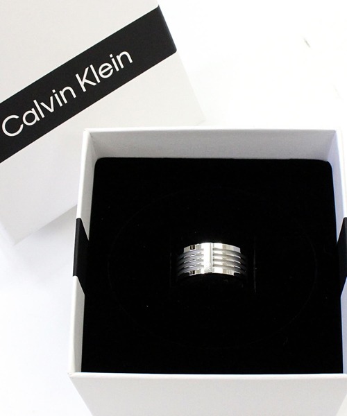 Calvin Klein(カルバン・クライン)の「CK サーキットステンレスリング 指輪(リング・メンズ・シルバー・9.5/10.5)」の5枚目の写真
