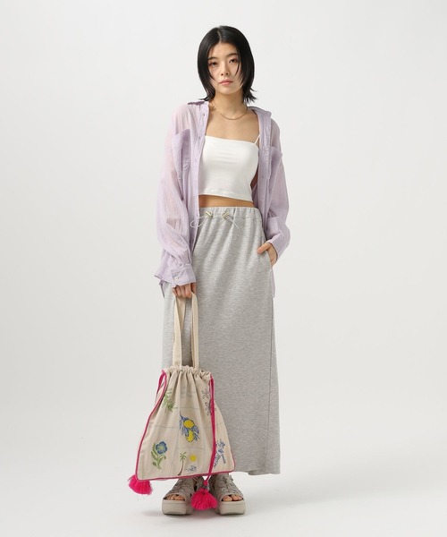 BAYFLOW（ベイフロー）の「[脚のラインを拾わない♪ストレッチ性抜群]クールタッチダンボールスカート（スカート・レディース・レッド/ブラック/グレー・FREE）」の4枚目の写真