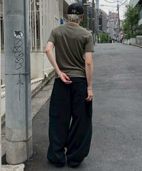 Chikashitsu +（チカシツプラス）の「【Chikashitsu +】tight fit border t-shirt / 【チカシツプラス】タイトフィットボーダー半袖Tシャツ（Tシャツ/カットソー・メンズ・カーキ/ブラック/ブラウン・ONE SIZE）」の21枚目の写真