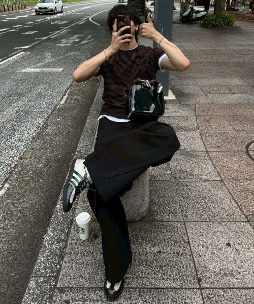 Chikashitsu +（チカシツプラス）の「【Chikashitsu +】tight fit border t-shirt / 【チカシツプラス】タイトフィットボーダー半袖Tシャツ（Tシャツ/カットソー・メンズ・カーキ/ブラック/ブラウン・ONE SIZE）」の11枚目の写真